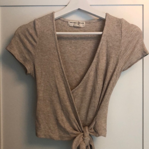 Urban Outfitters Tops - Short sleeve wrap top